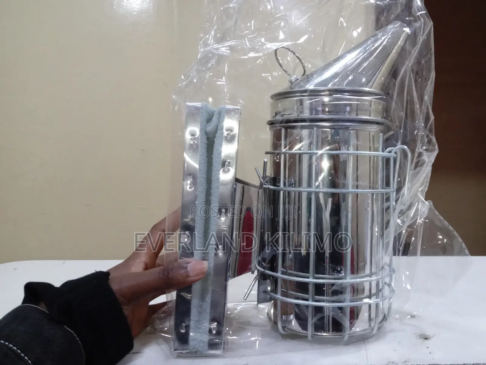 Honey Keeper Bee Hive Smoker