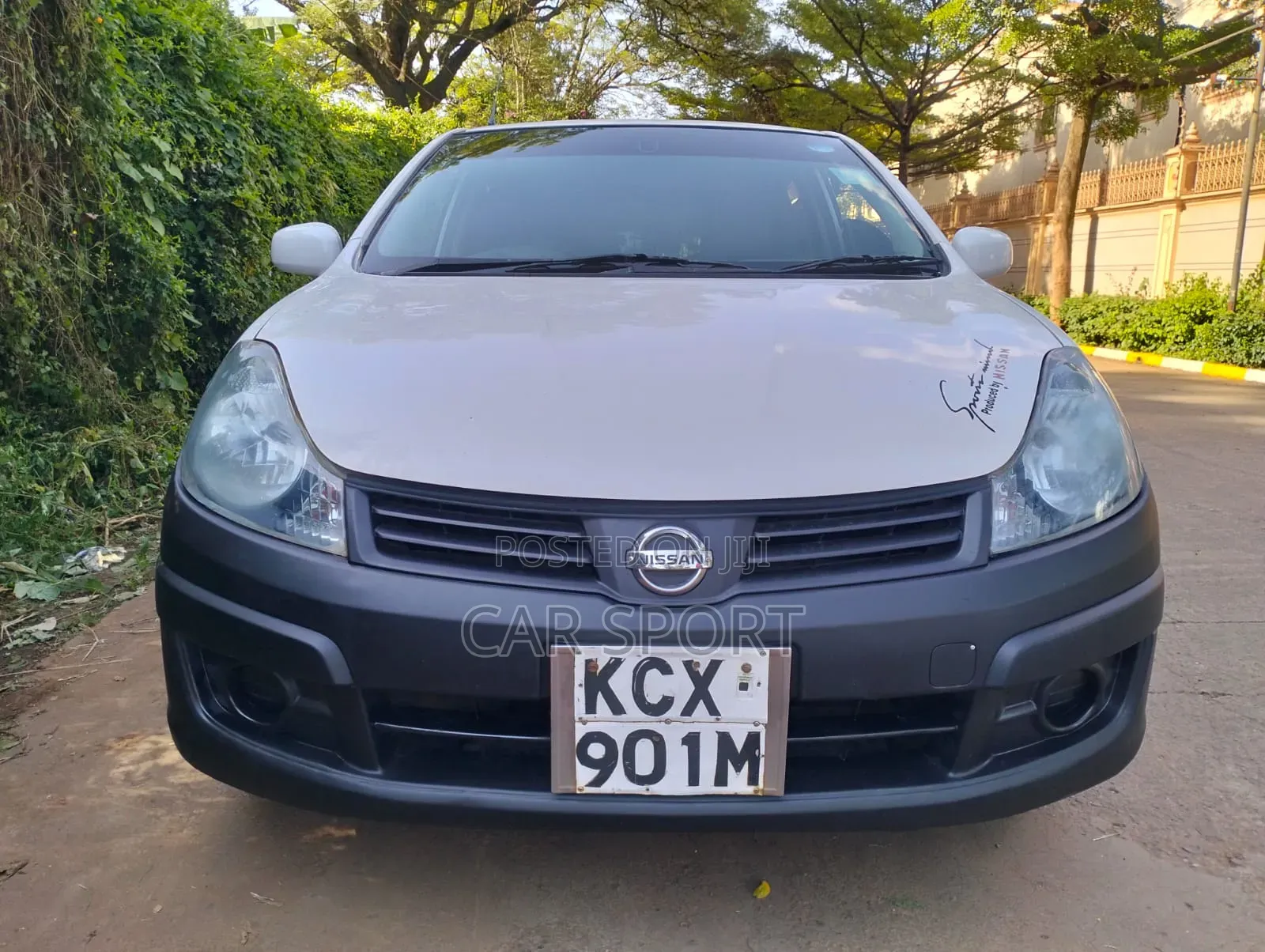Nissan Advan 2012 White