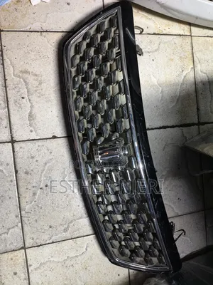 Ex Japan Toyota Crown Grill 2010/2011