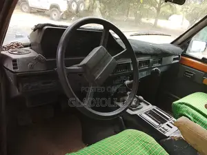 Rover Land 1975 Blue