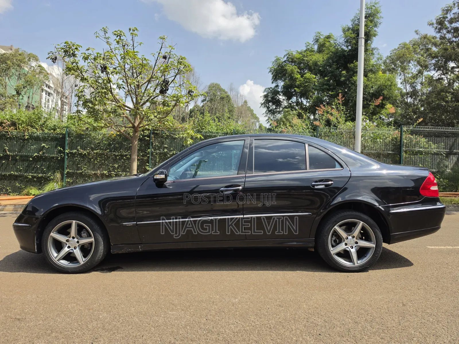 Mercedes-Benz E350 2006 Black