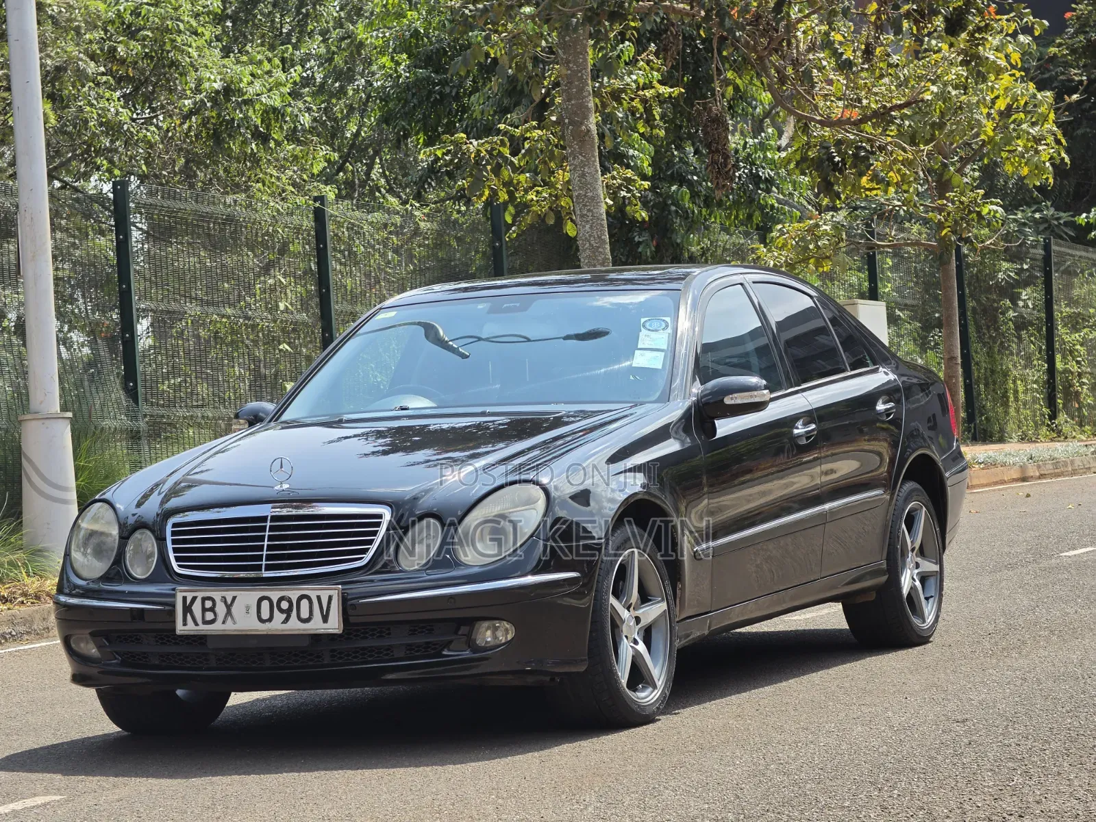 Mercedes-Benz E350 2006 Black