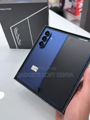 New Samsung Galaxy Z Fold7 256 GB Blue