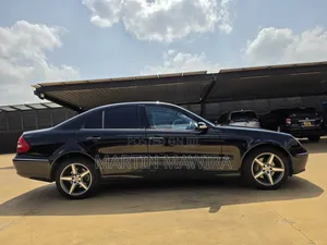 Mercedes-Benz E350 2006 Black