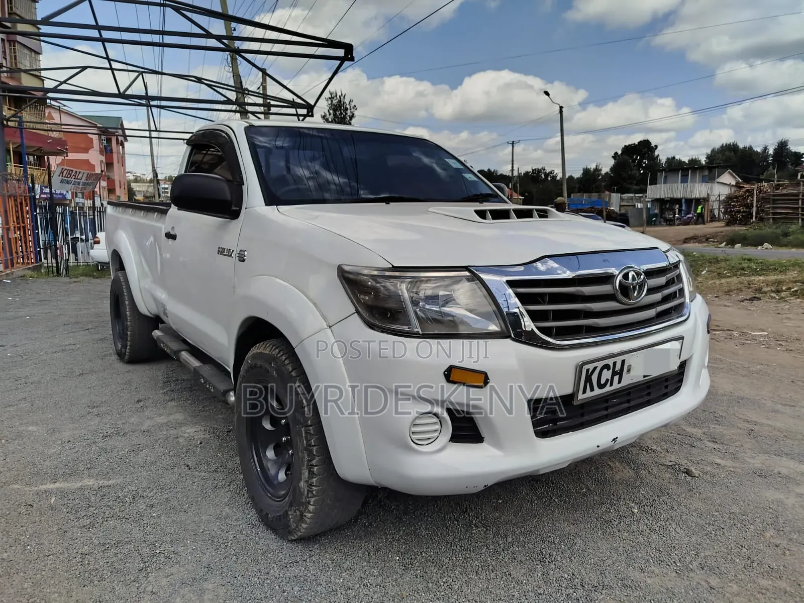 Toyota Hilux 2010 White