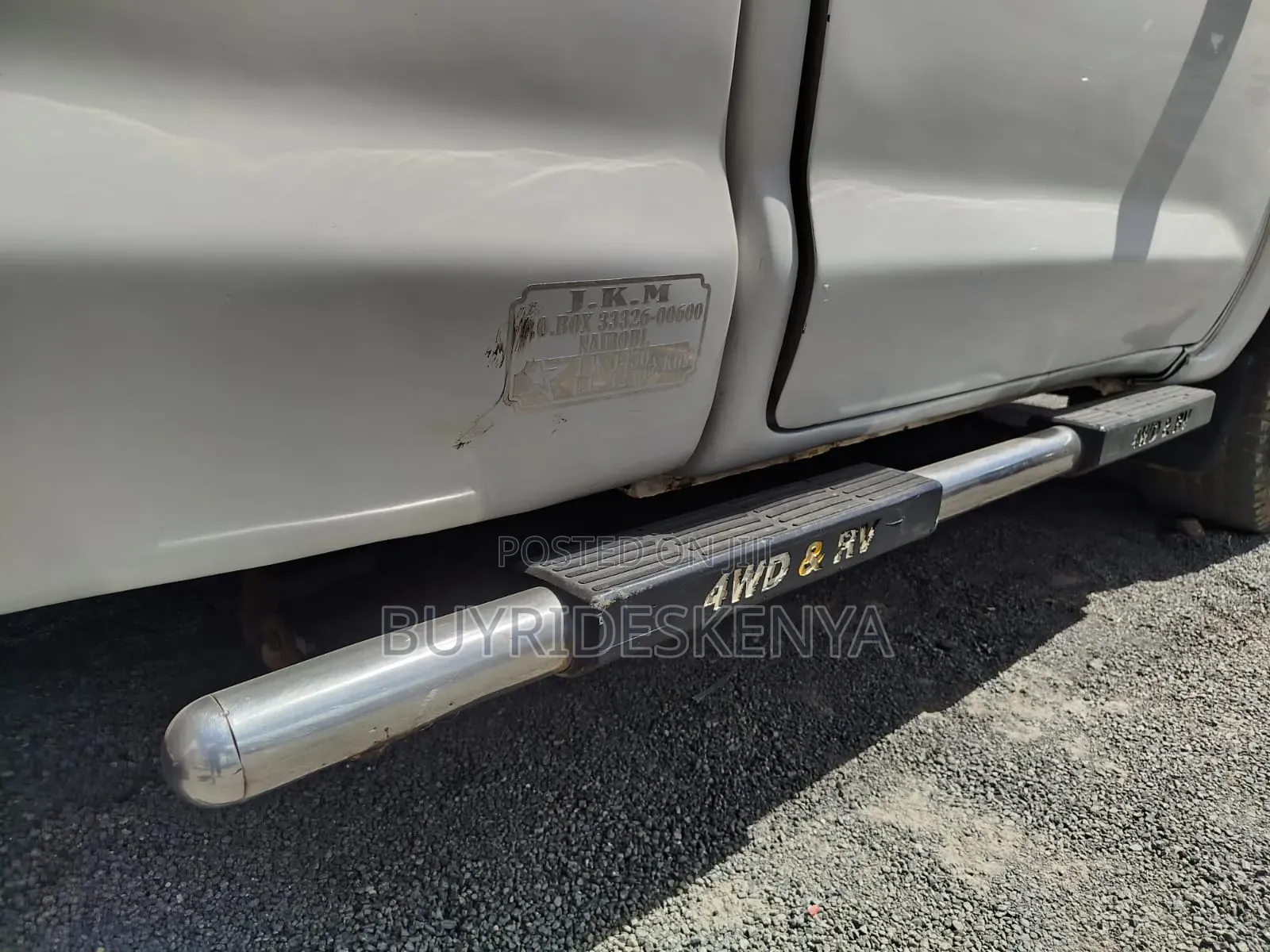 Toyota Hilux 2010 White