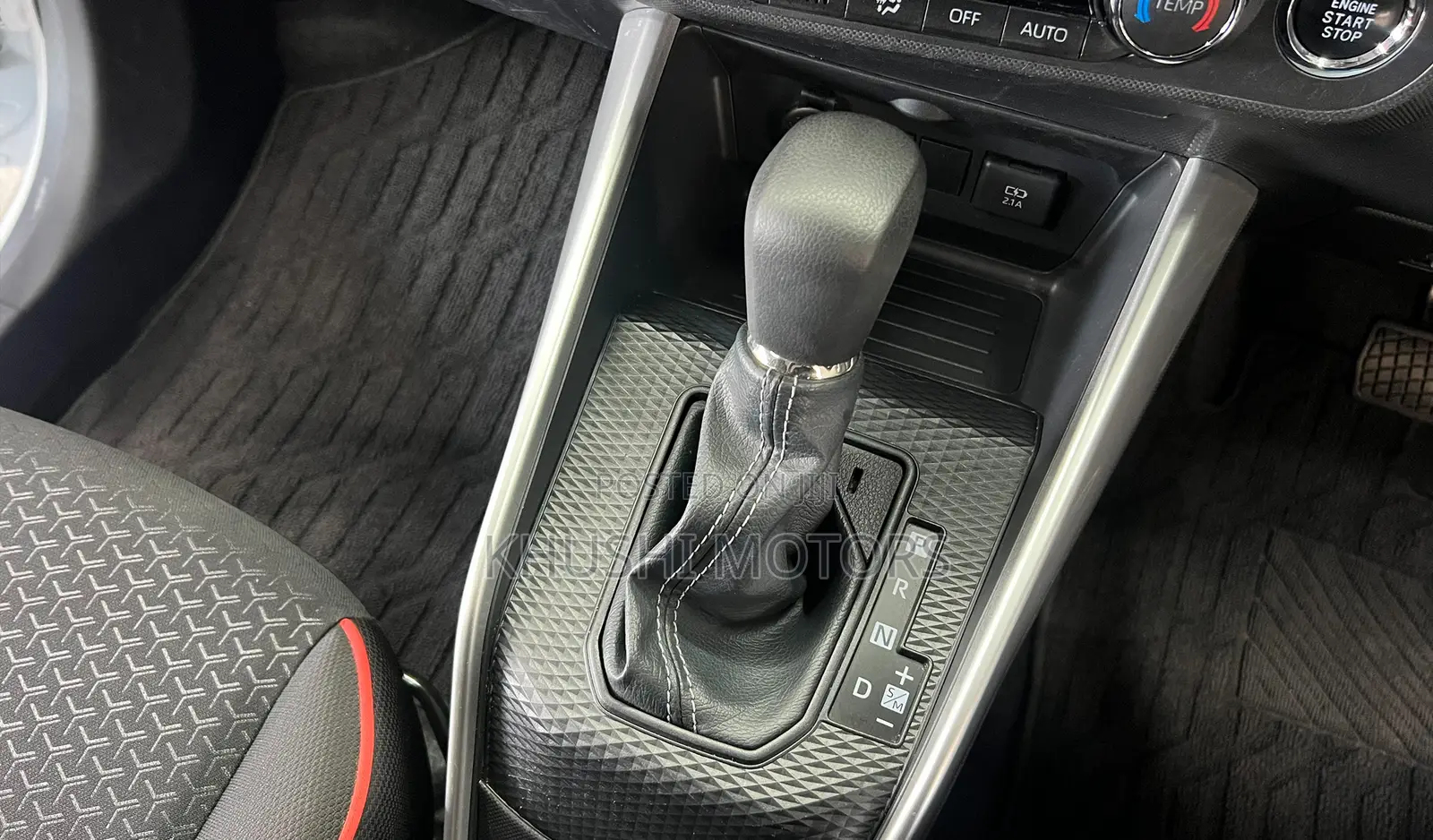 Toyota Raize 2019 Pearl