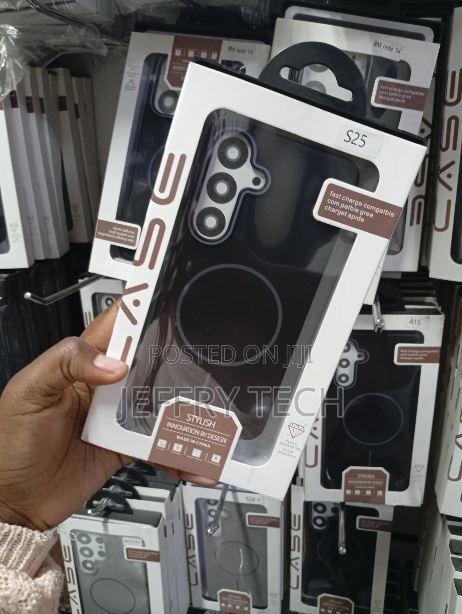 Samsung Galaxy S25 Black Syndee Magnetic Back Case