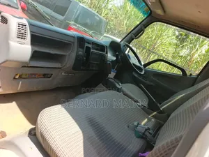 Toyota Dyna Yom 2016 Diesel