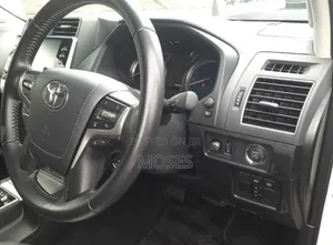 Toyota Land Cruiser Prado 2021 White
