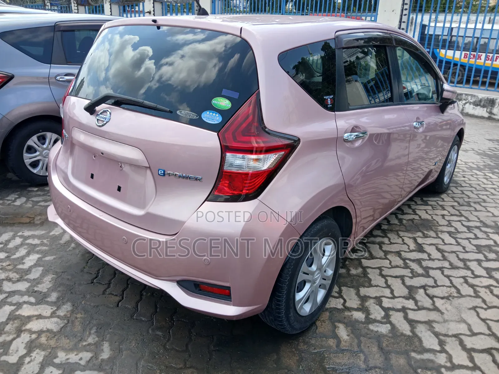 Nissan Note 2019 Pink