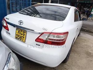 Toyota Premio 2011 White