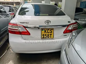 Toyota Premio 2011 White