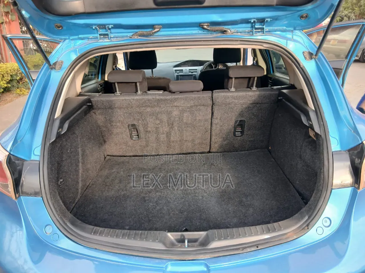 Mazda Axela 2011 Blue