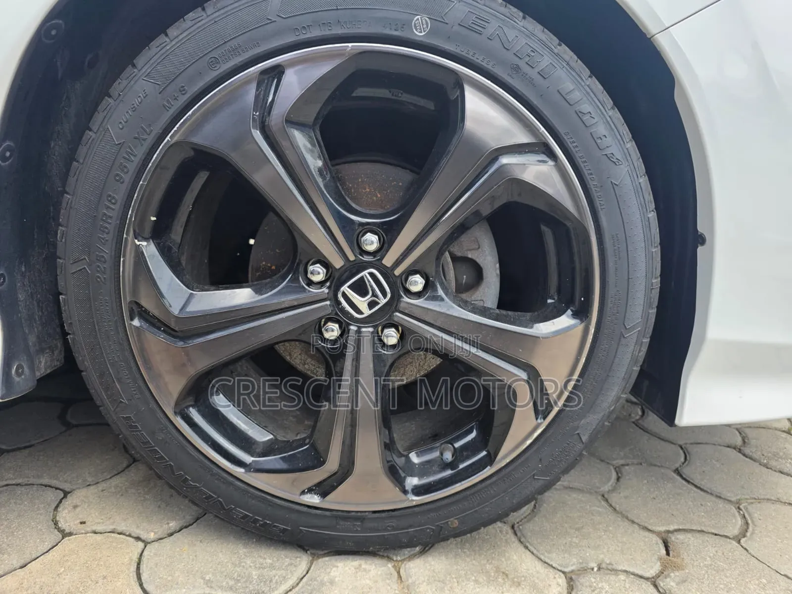 Honda Jade 2019 Orange