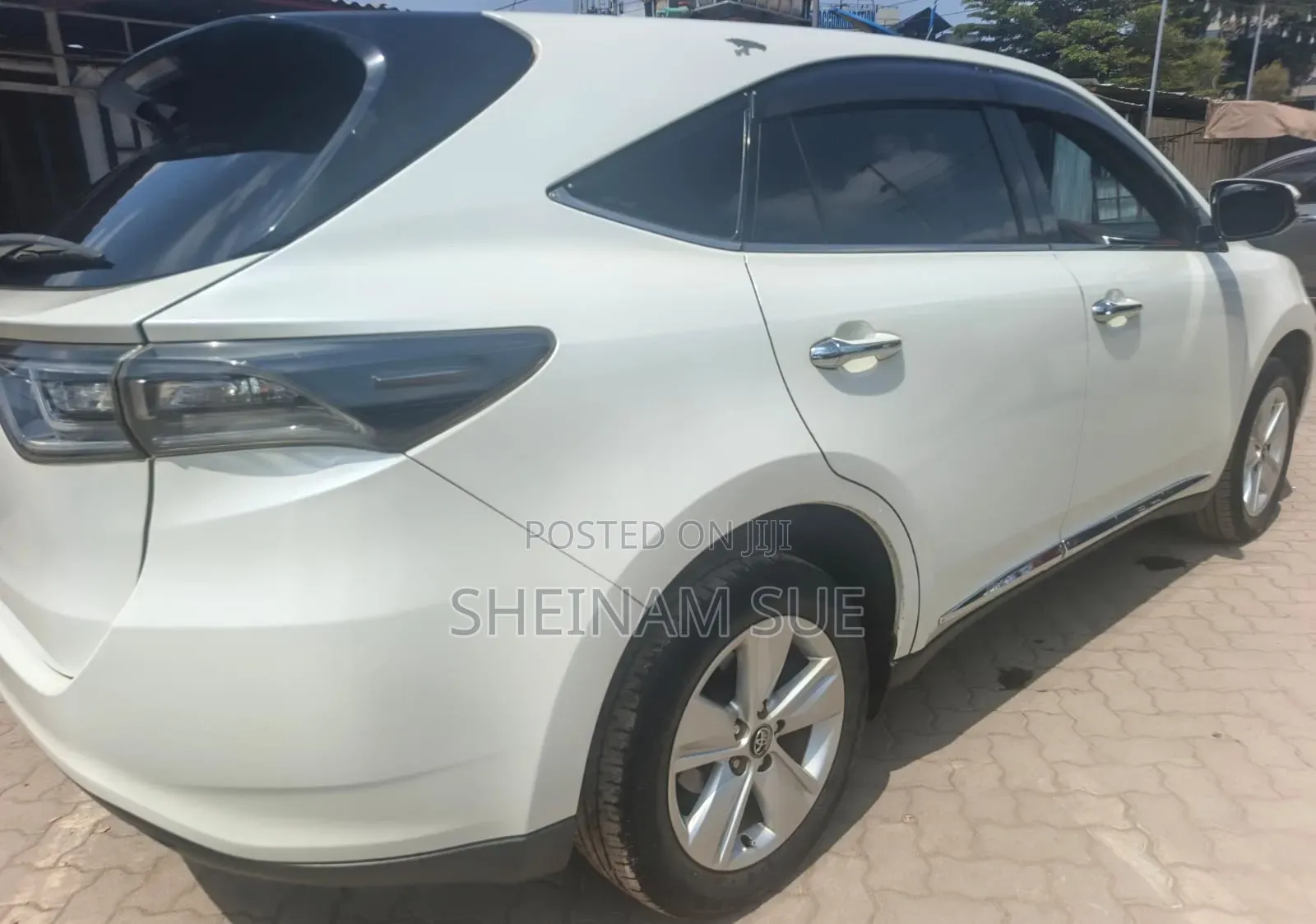 Toyota Harrier 2014 White
