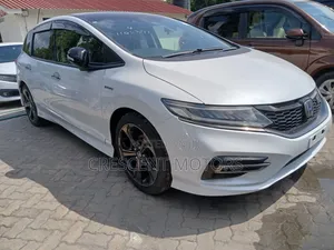 Honda Jade 2019 Pearl