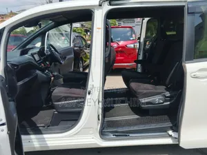 Toyota Harrier 2019 White