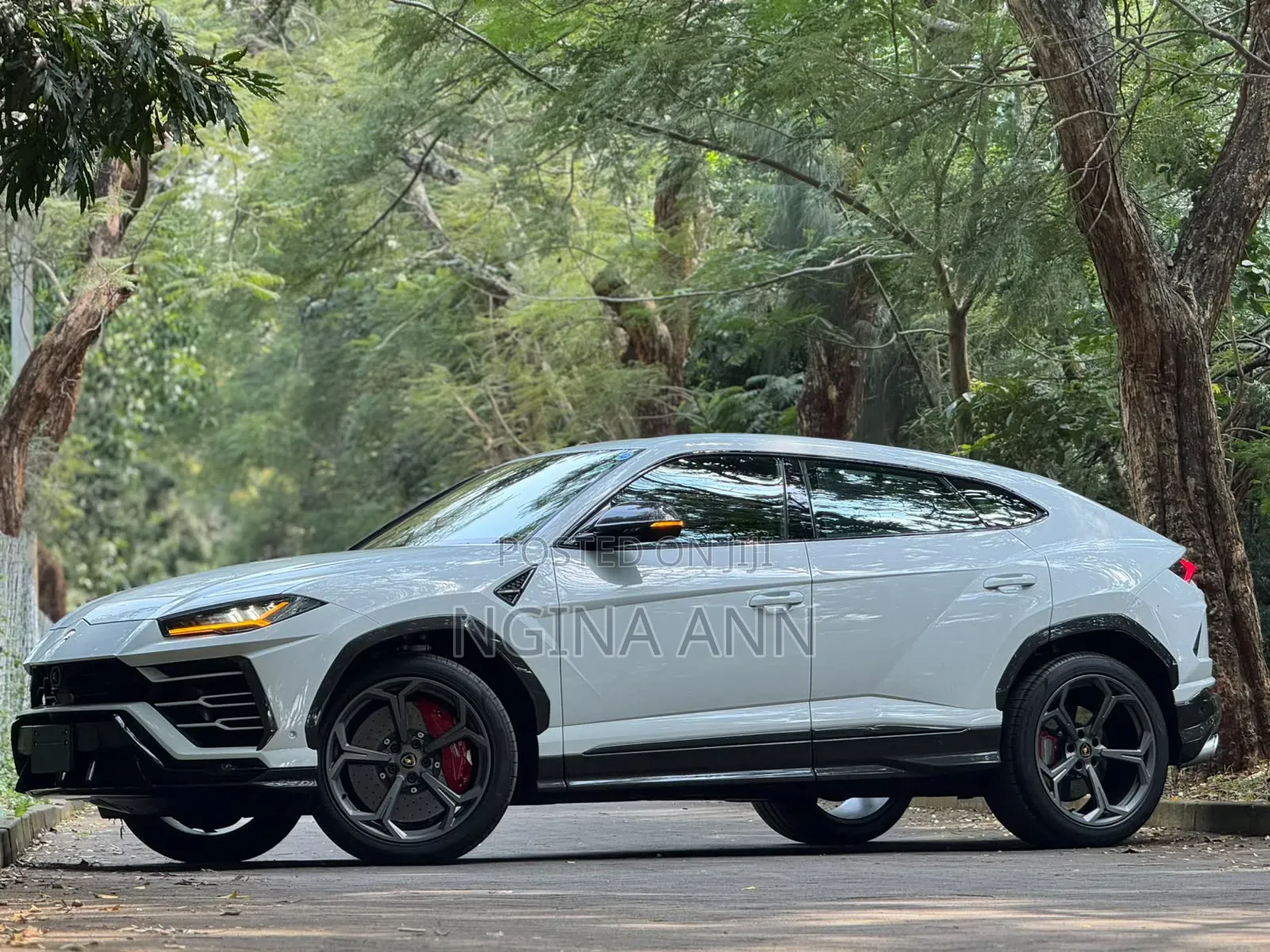 Lamborghini Urus Base 4dr AWD 2020 White