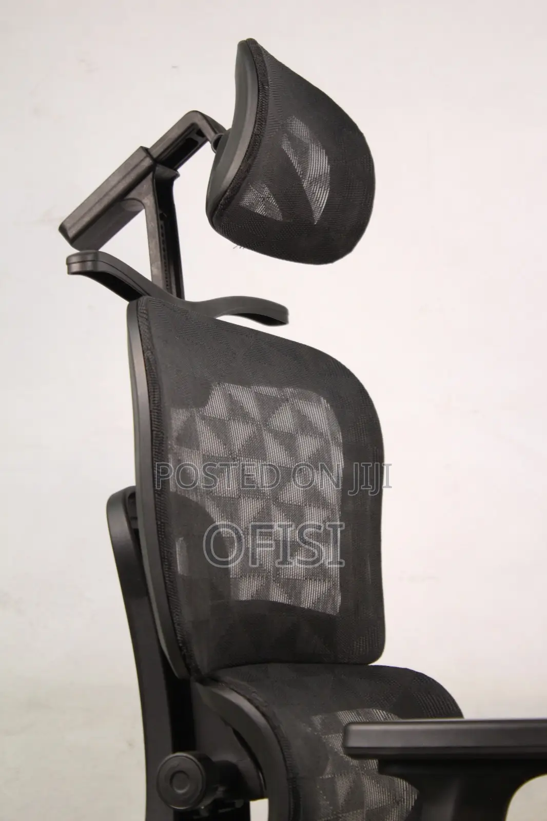 Full Mesh Orthopedic Office Seat