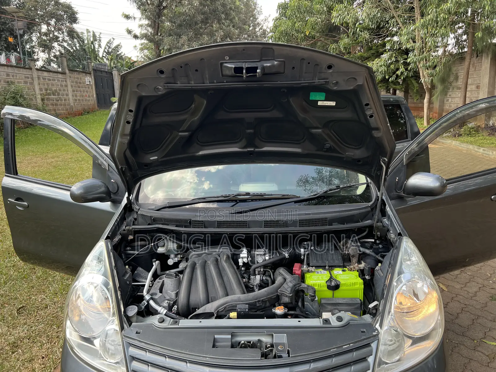 Nissan Note 2011 Gray
