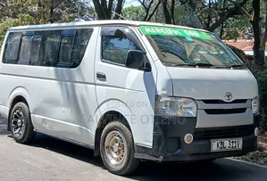 Toyota HiAce 2016 White