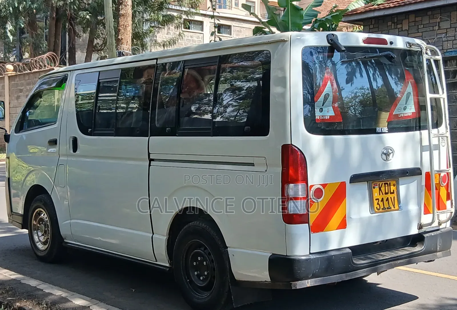 Toyota HiAce 2016 White