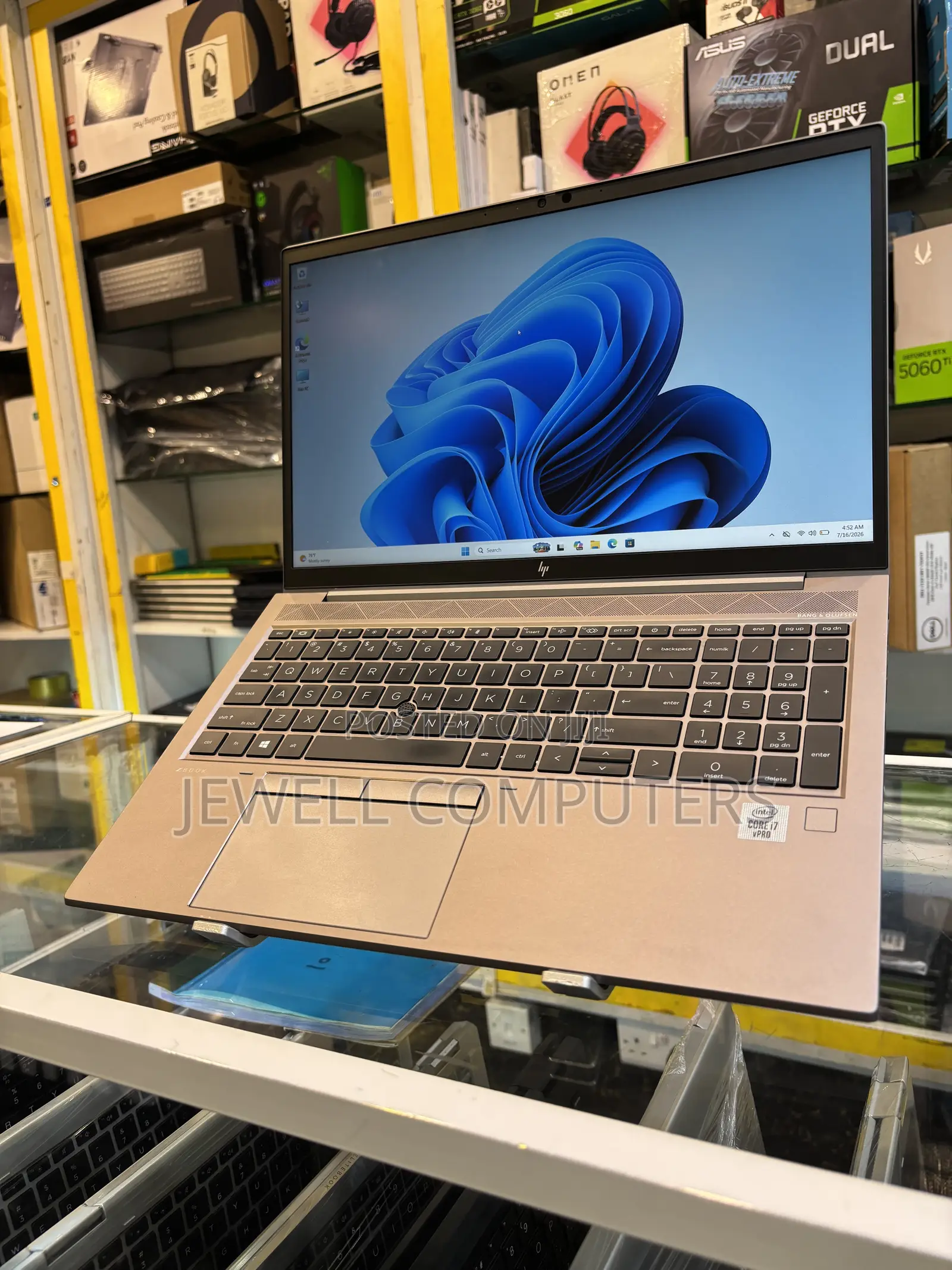 Laptop HP ZBook Firefly 15 G7 16GB Intel Core i7 SSD 256GB