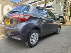 Toyota Vitz 2017 Gray