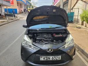 Toyota Vitz 2017 Gray