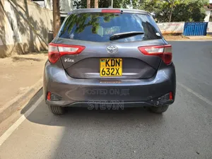 Toyota Vitz 2017 Gray