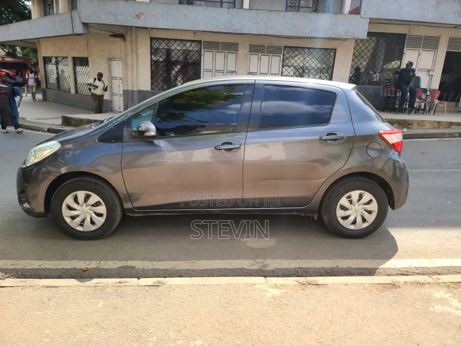 Toyota Vitz 2017 Gray