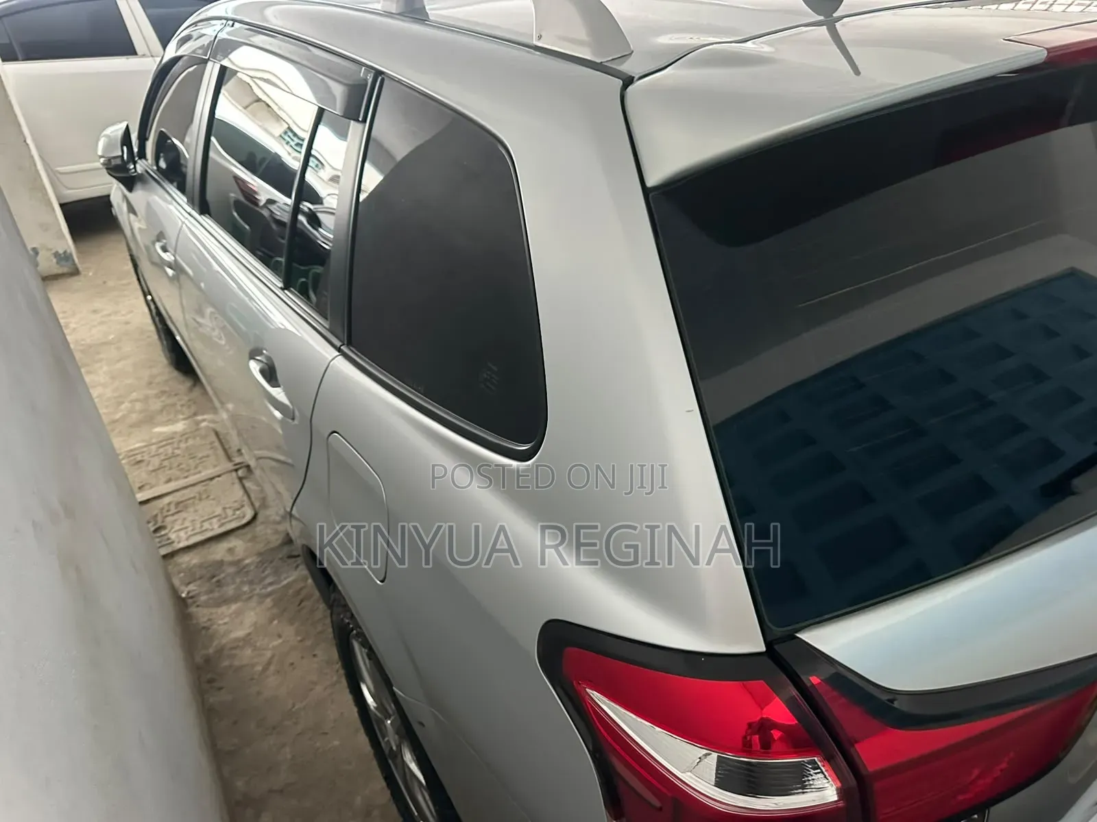 Toyota Corolla Fielder 2018 Silver