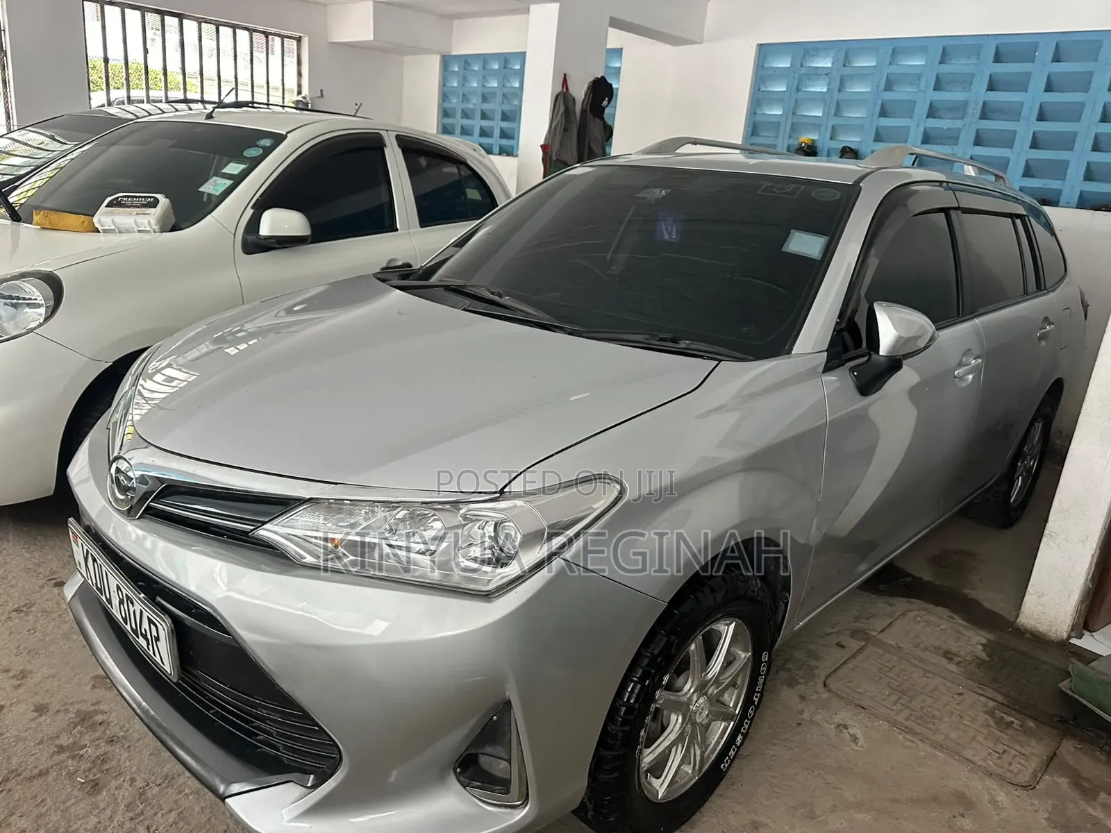Toyota Corolla Fielder 2018 Silver