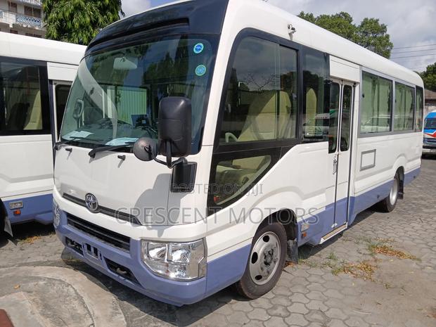 Toyota Coaster 2019 White - thumbnail 7