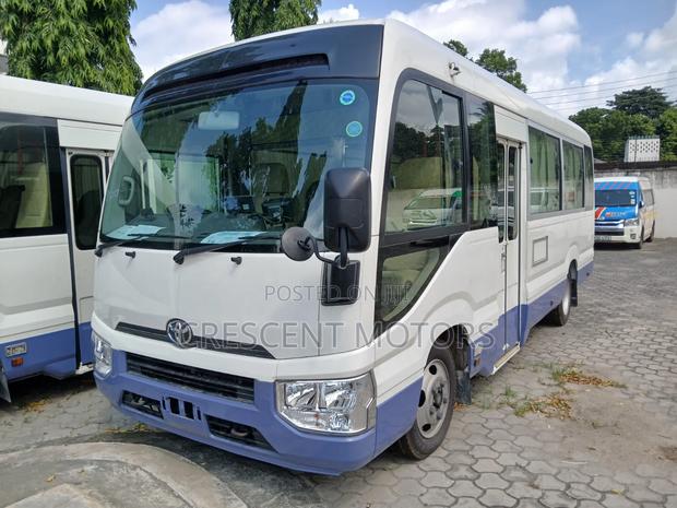 Toyota Coaster 2019 White - thumbnail 12