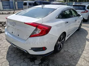 Honda Civic 2018 White
