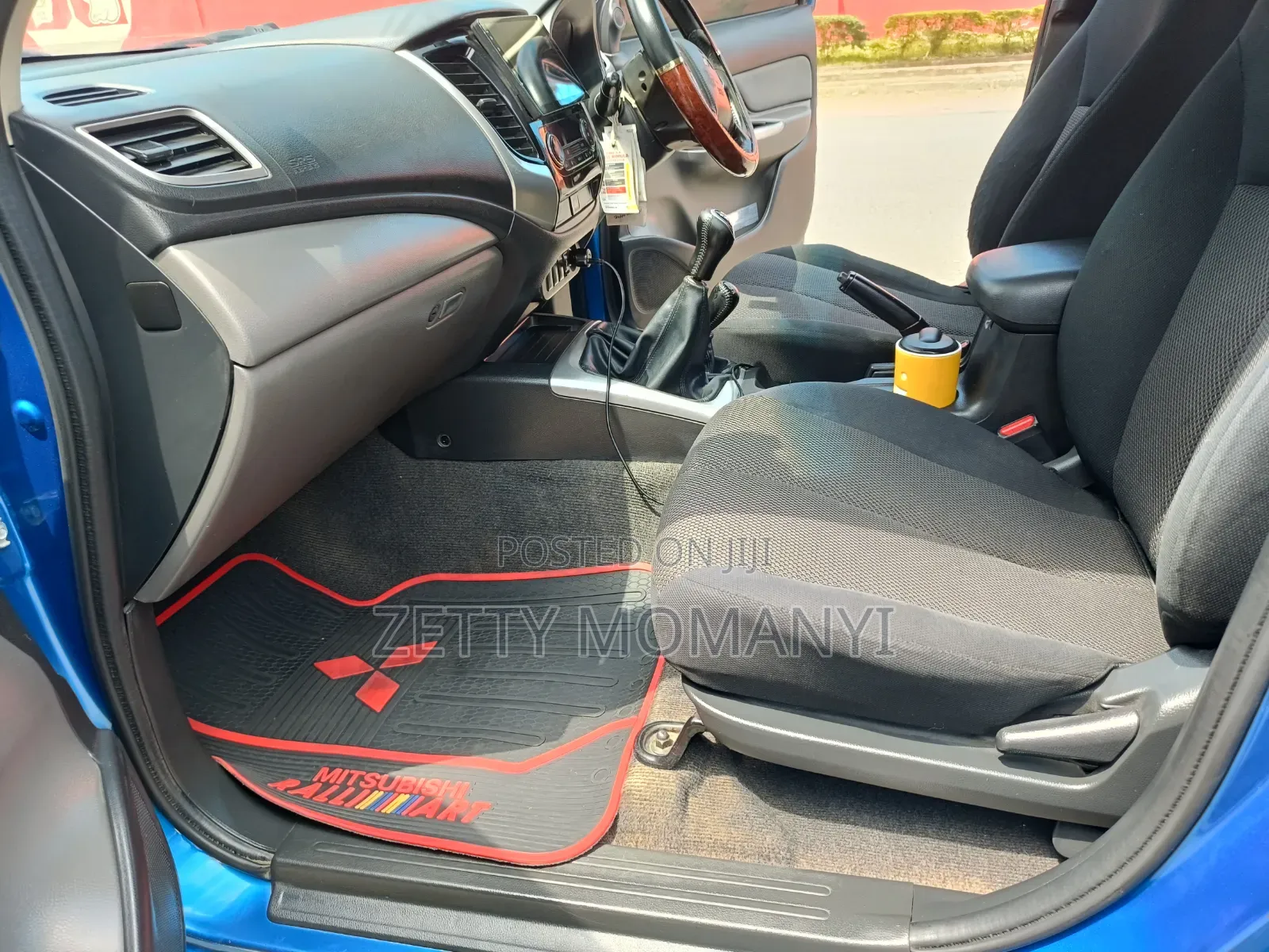 Mitsubishi L200 2018 Blue