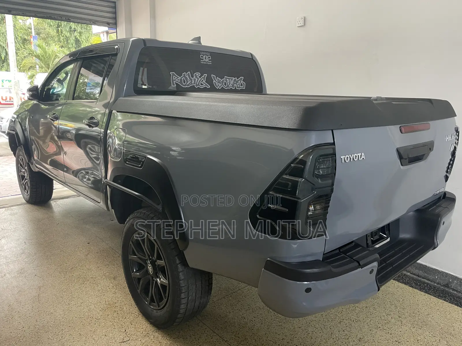 Toyota Hilux Revo Double Cab Deisel 2.4 AWD 2022 Gray