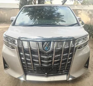Toyota Alphard 2019 Silver