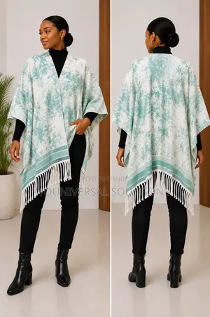 Ladies Poncho Heavy Cashmere and Woolen