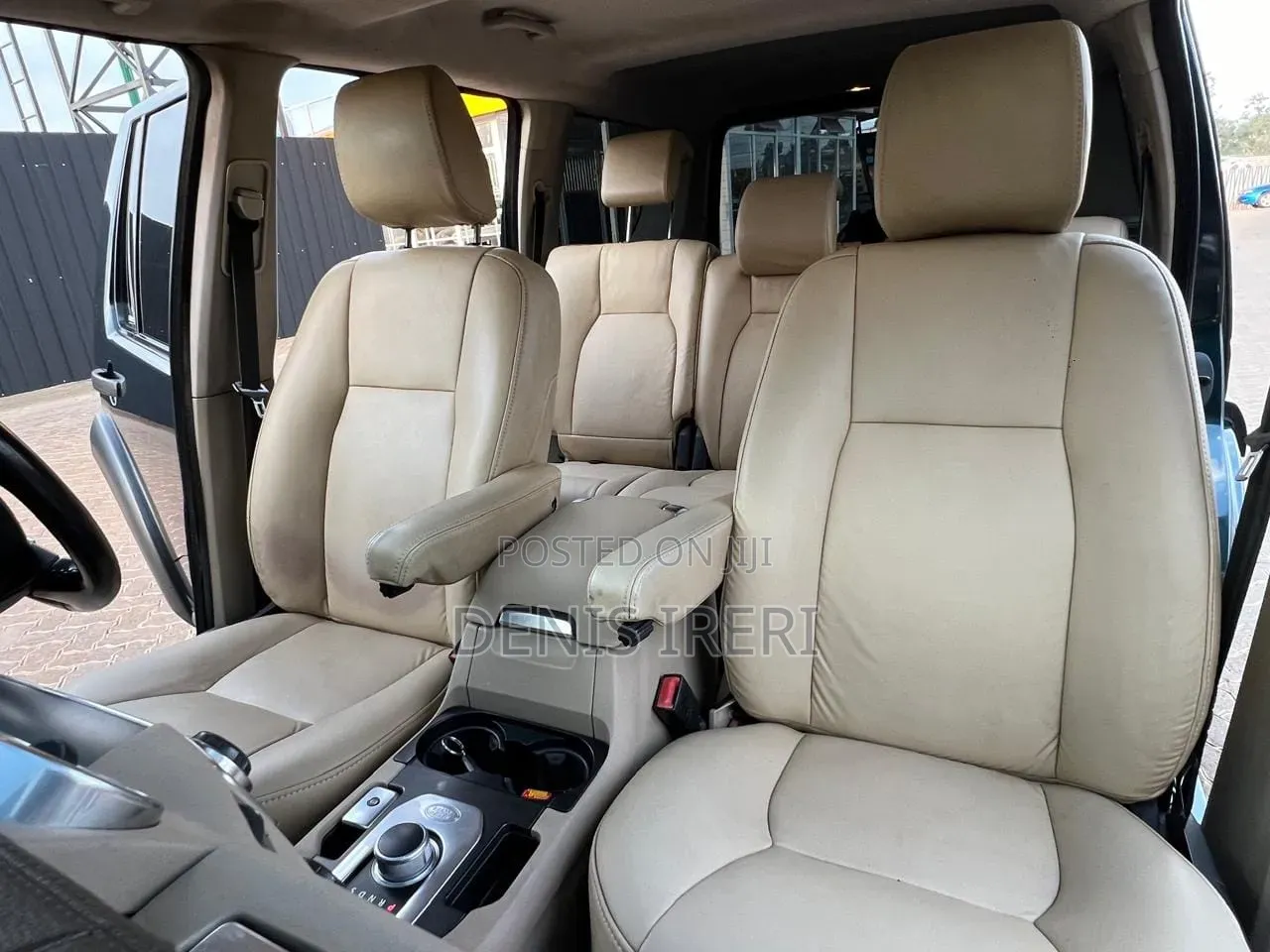 Land Rover Discovery 2015 Green