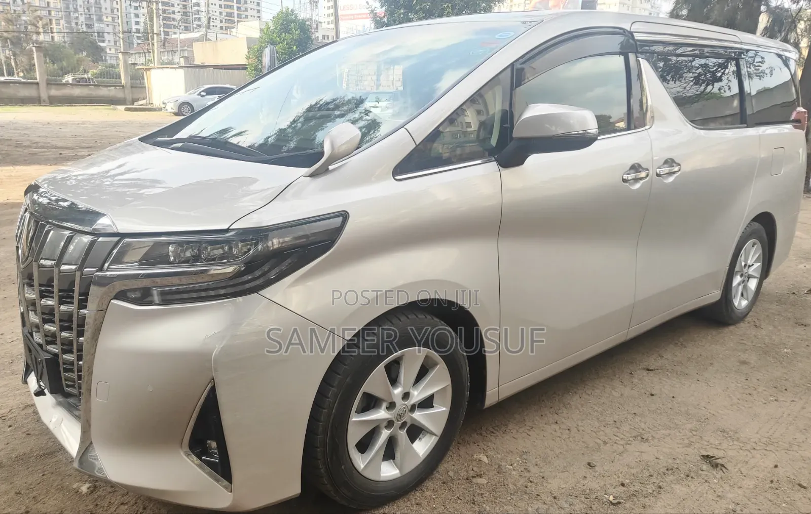 Toyota Alphard 2019 Silver