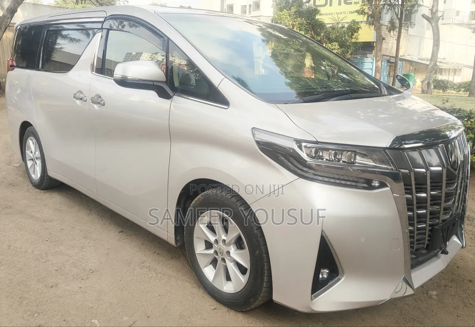 Toyota Alphard 2019 Silver