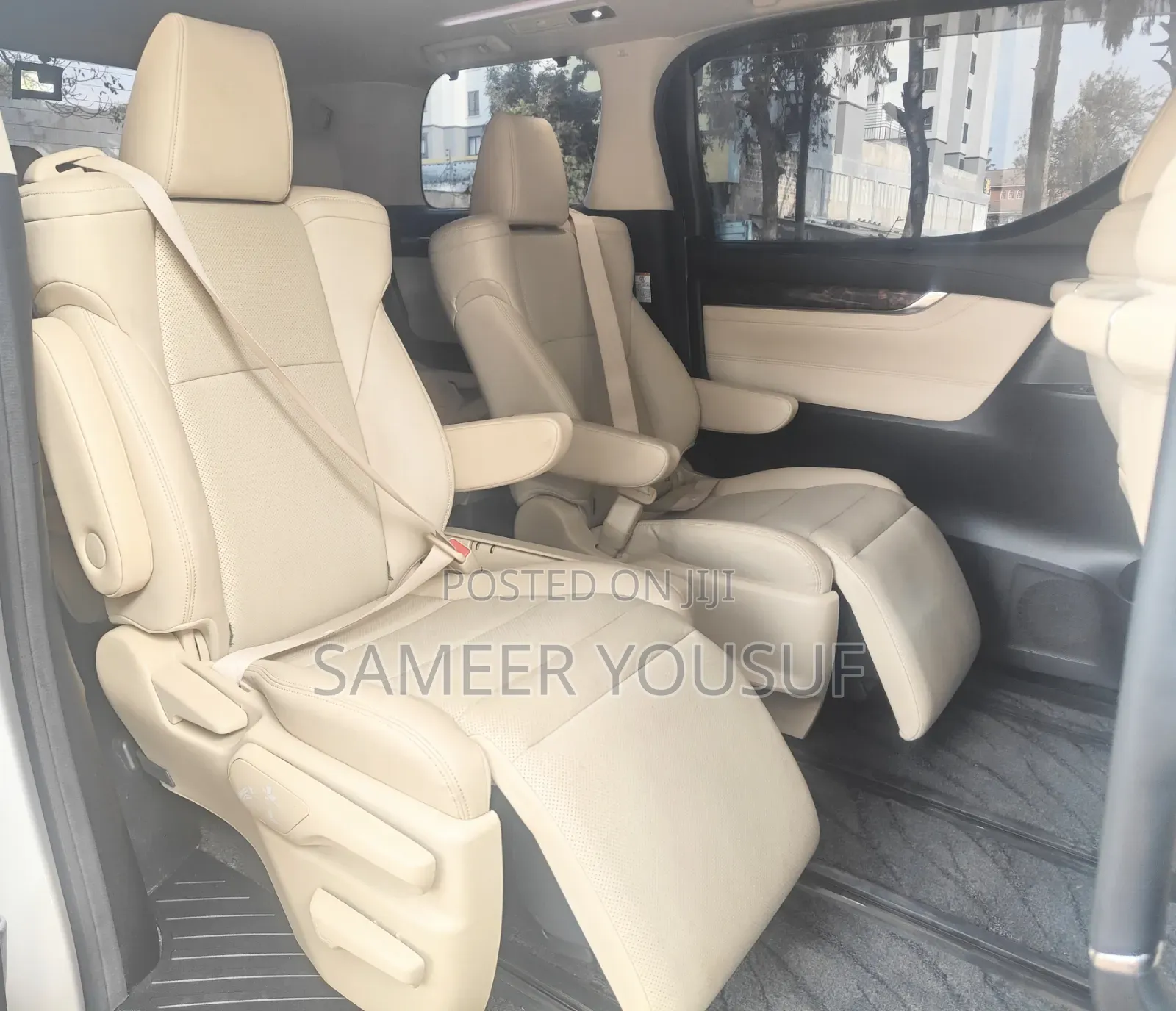 Toyota Alphard 2019 Silver