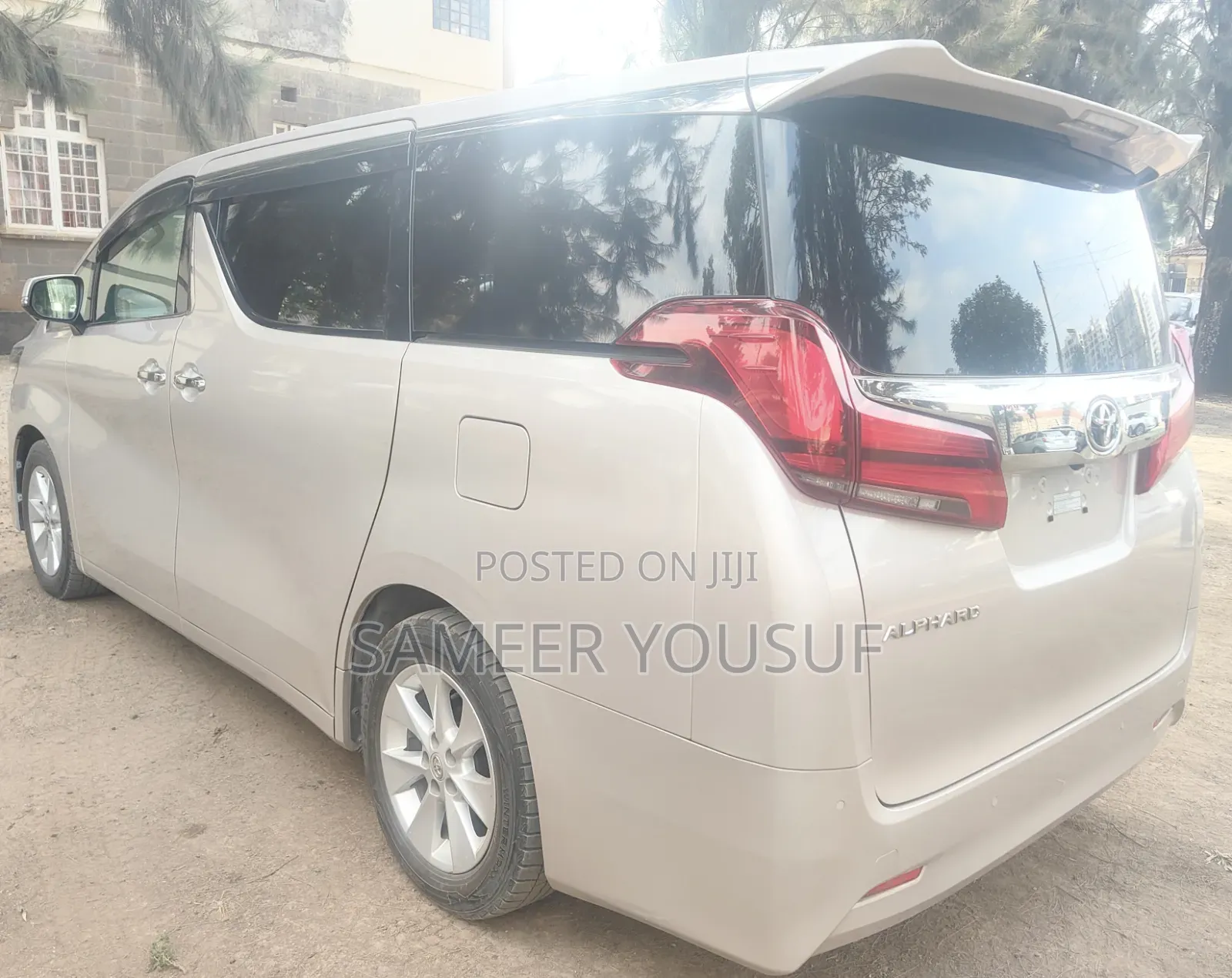 Toyota Alphard 2019 Silver