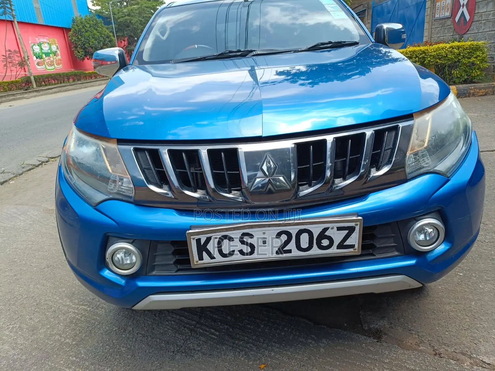 Mitsubishi L200 Double Cab 2.4 181hp 4WD 2018 Blue