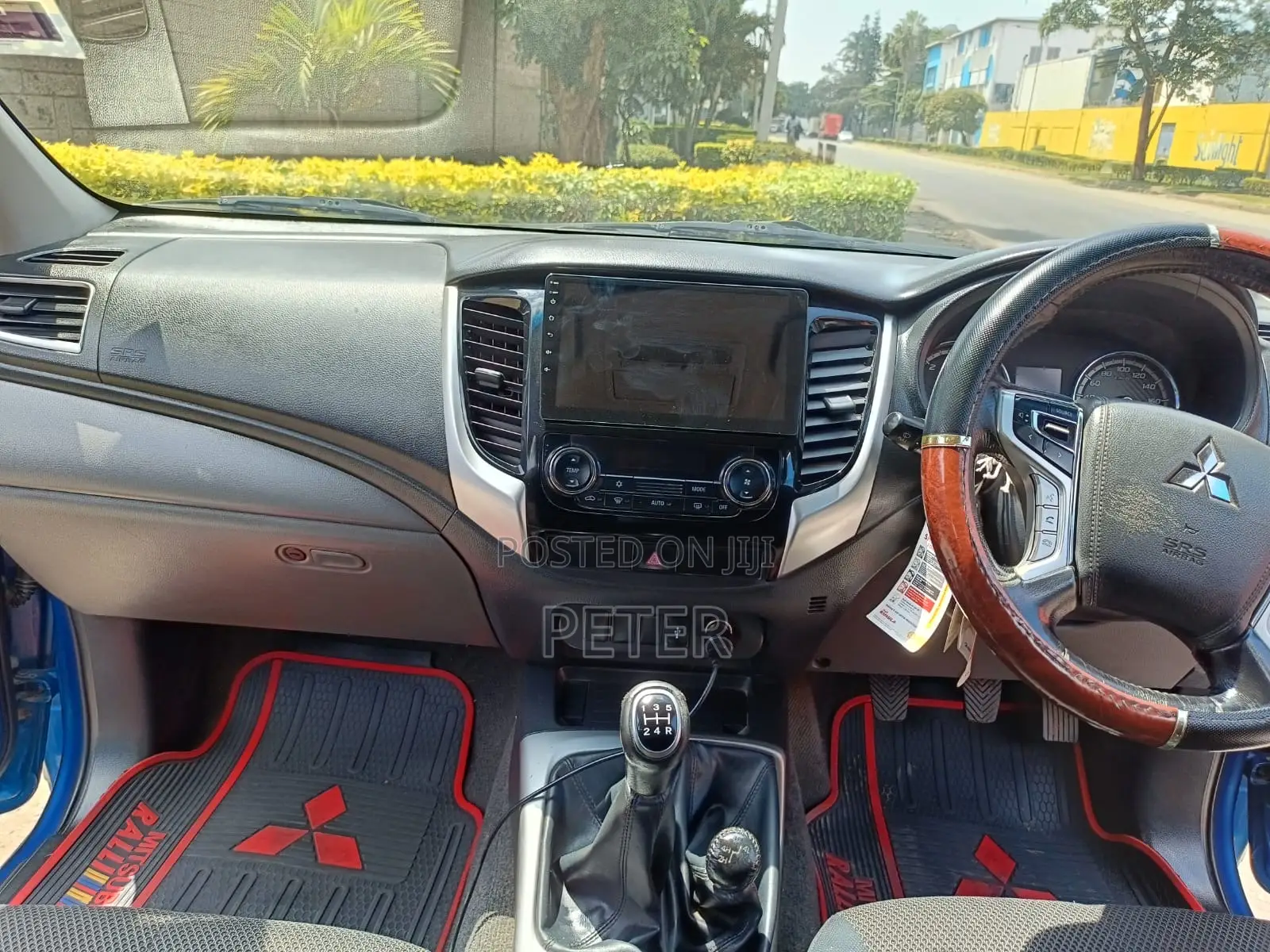 Mitsubishi L200 Double Cab 2.4 181hp 4WD 2018 Blue