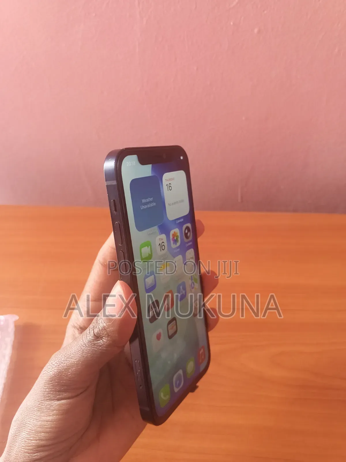 Apple iPhone 12 64 GB Black