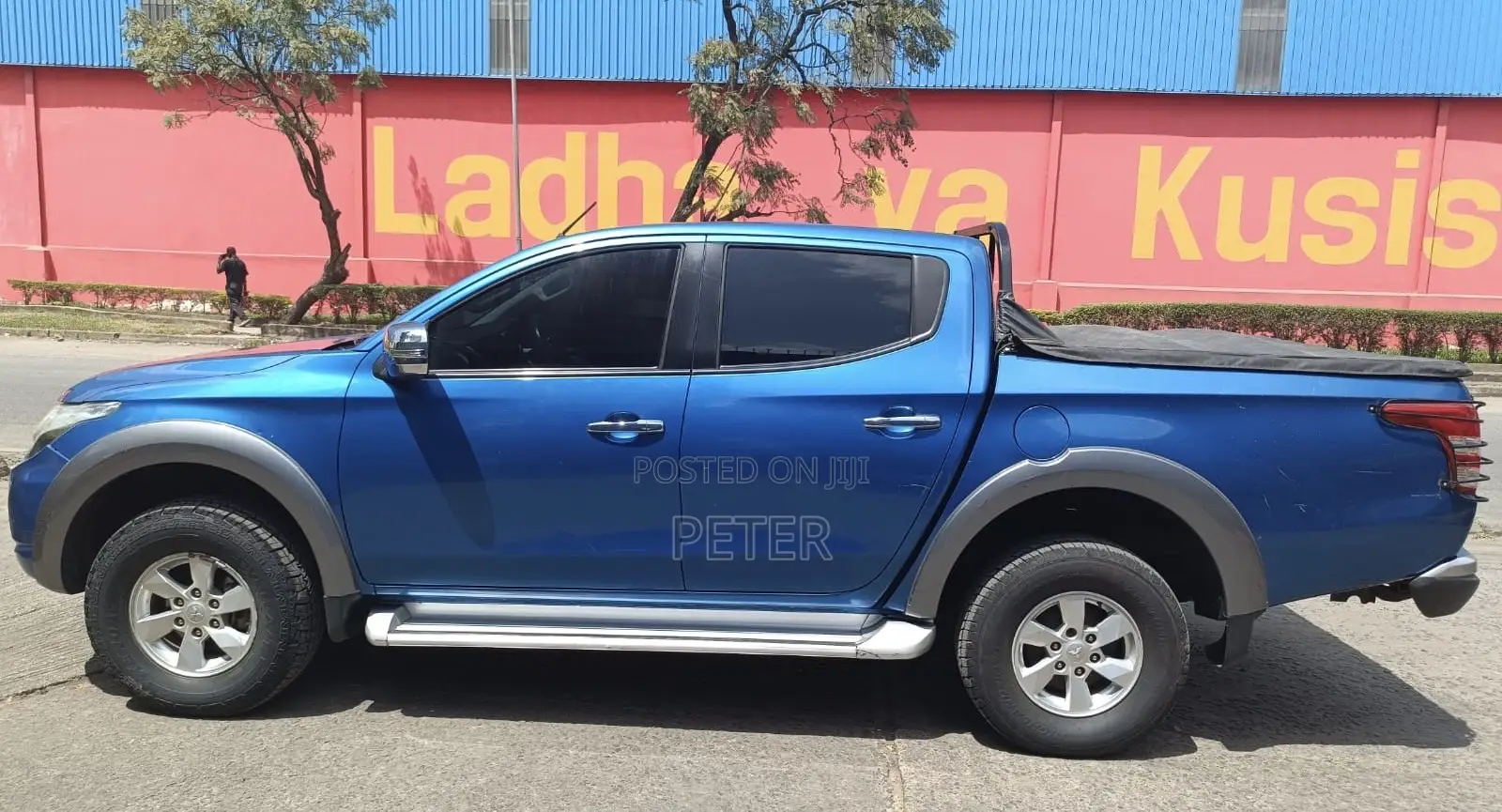 Mitsubishi L200 Double Cab 2.4 181hp 4WD 2018 Blue